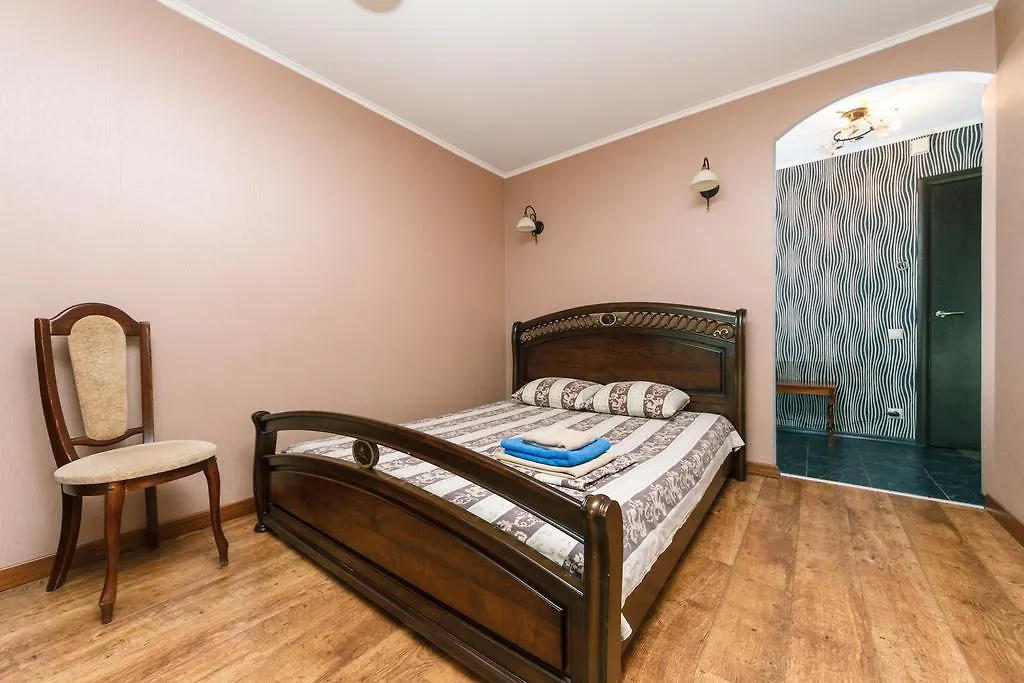 Apartment On Cheliabinska 19 Киев
