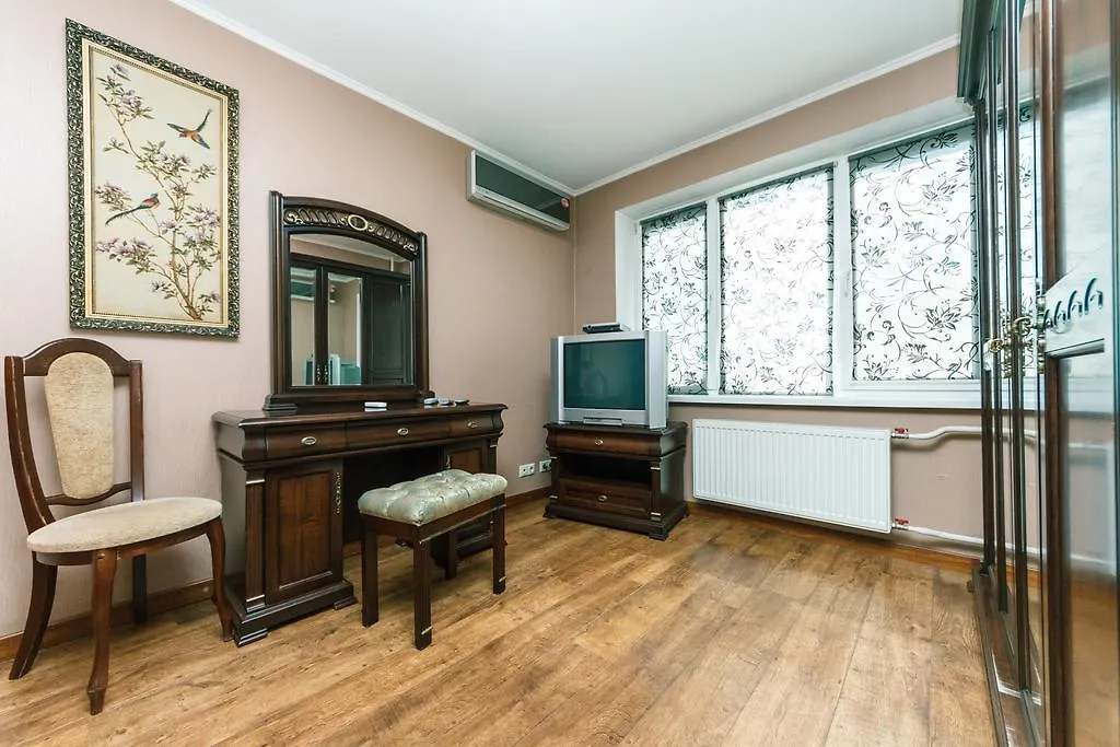 Apartment On Cheliabinska 19 Kyiv